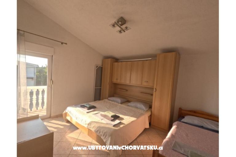 Appartamento Martina, studio Maja – foto 10