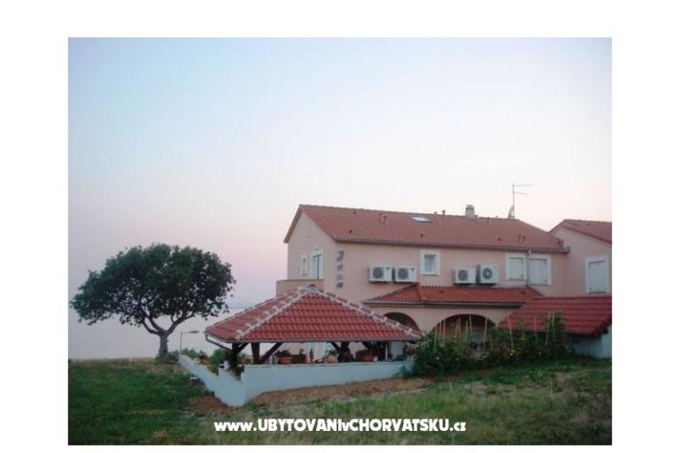 Appartamenti Ivan i Zeljka Pakostane – foto 15