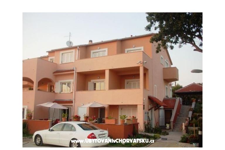 Appartamenti Ivan i Zeljka Pakostane – foto 7