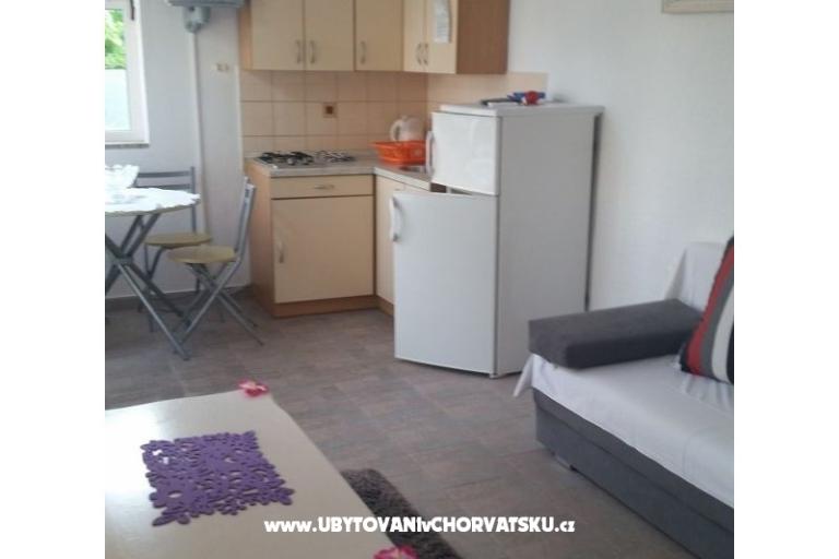 Appartamenti Lara – foto 18