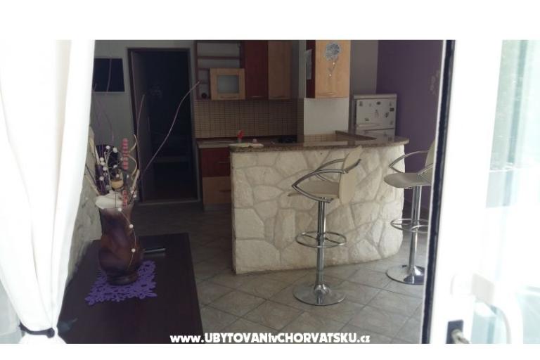 Appartamenti Lara – foto 3