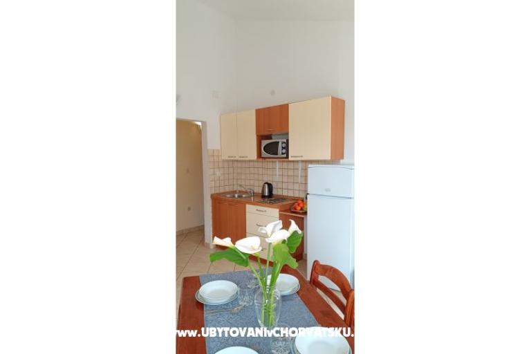Appartamenti Roko  – foto 9