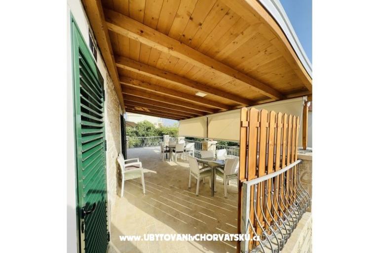 Casa di pietra Pakostane – foto 10