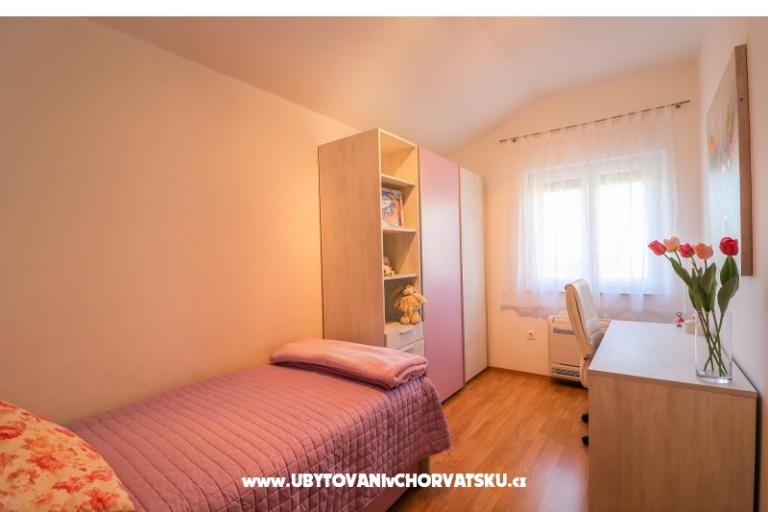  Casa con piscina - Villa Marijana  – foto 14