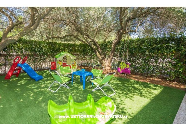 Casa con piscina - Villa Marijana  – foto 8