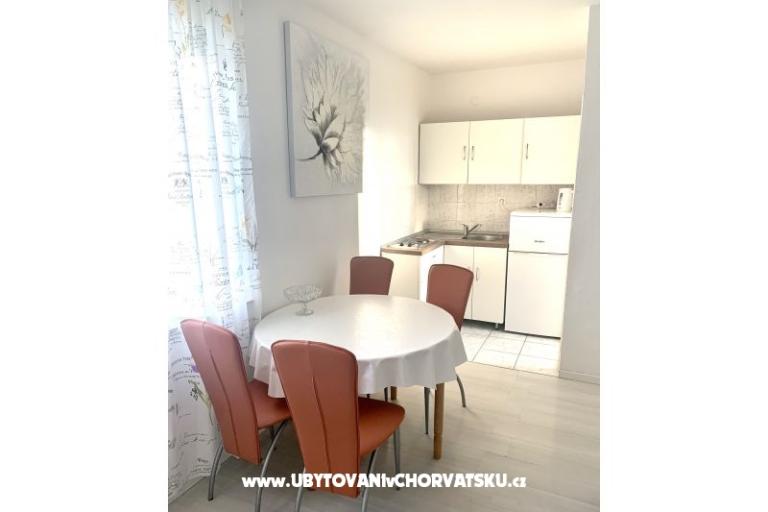Appartamenti Lena – foto 14