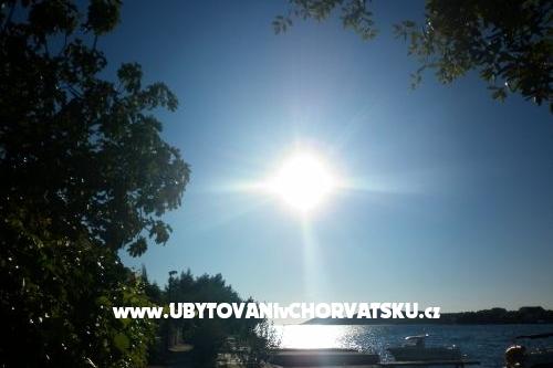 Appartamenti 10 metara od mora – foto 10