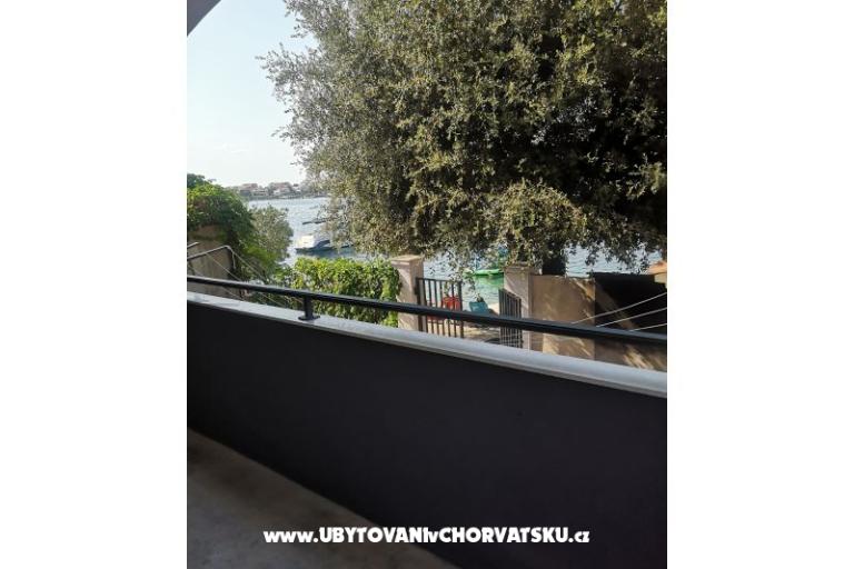 Appartamenti 10 metara od mora – foto 20