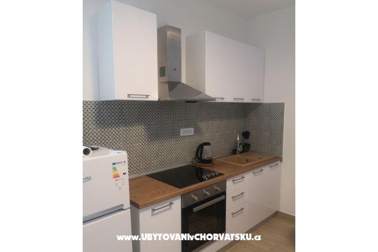 Appartamenti 10 metara od mora – foto 24