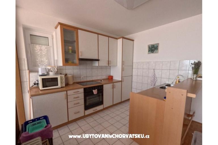 Appartamento uz more i plažu – foto 10