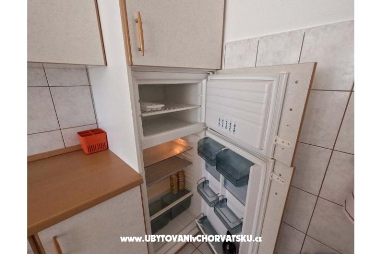 Appartamento uz more i plažu – foto 12
