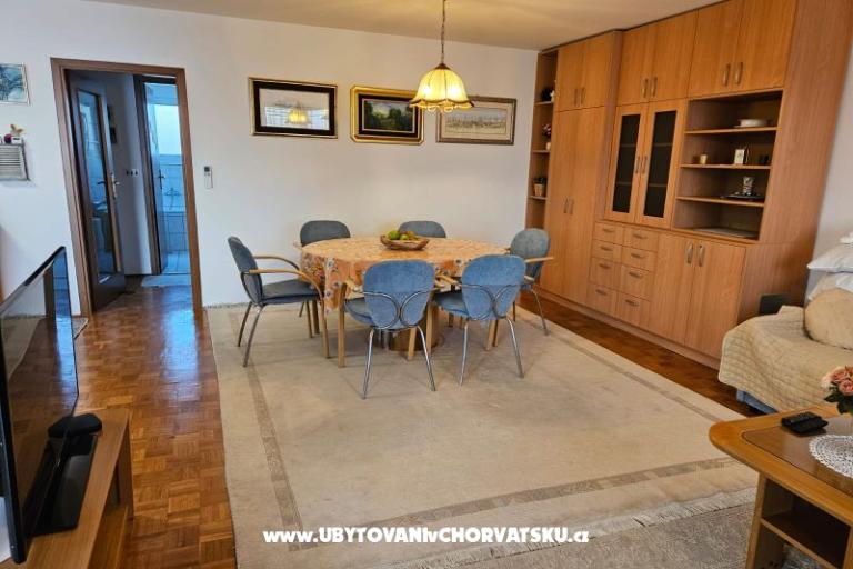 Appartamento uz more i plažu – foto 16