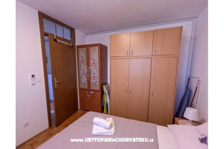 Appartamento uz more i plažu – foto 28