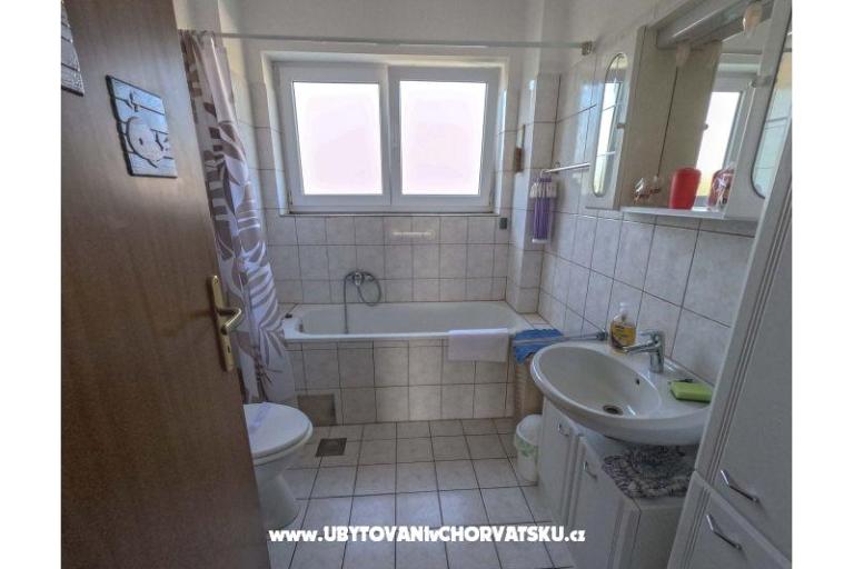 Appartamento uz more i plažu – foto 31