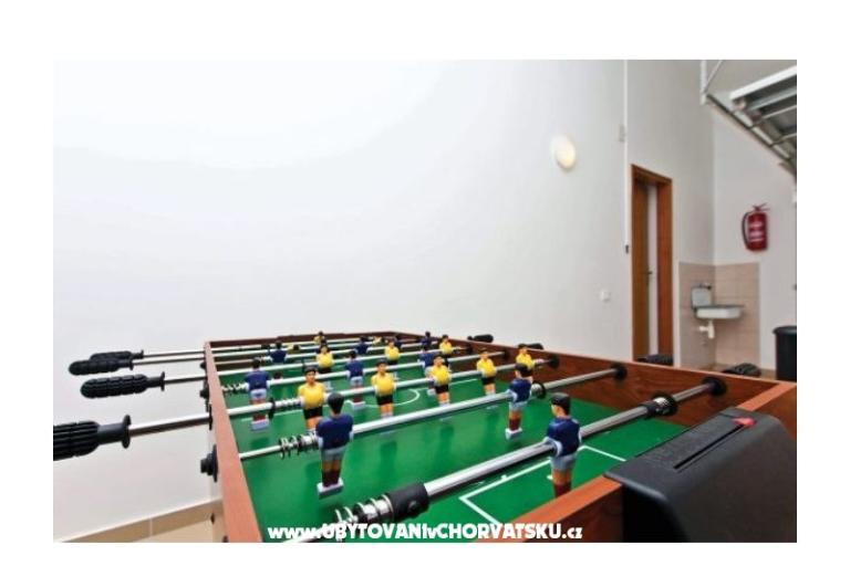 Family house con piscina – foto 12