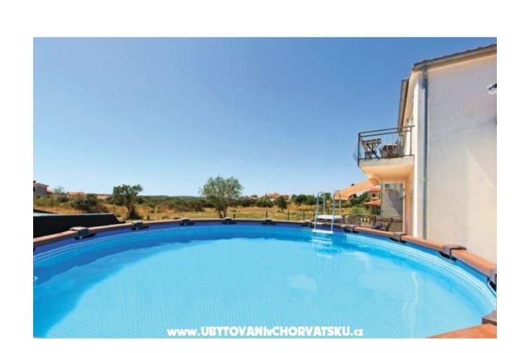 Family house con piscina – foto 15
