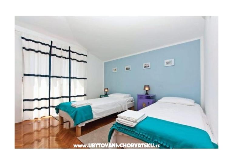 Family house con piscina – foto 9