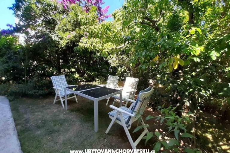 Appartamento Zora Pula – foto 2