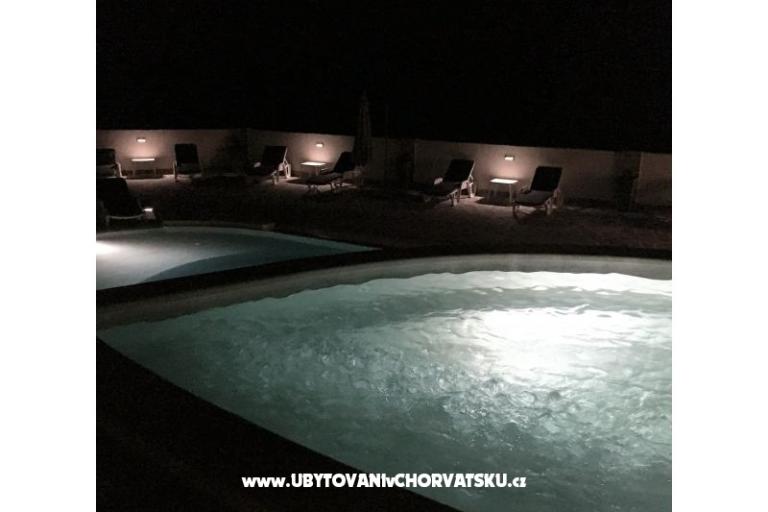 Appartamenti con piscina Štinjan – foto 11