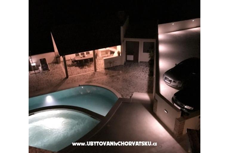 Appartamenti con piscina Štinjan – foto 12