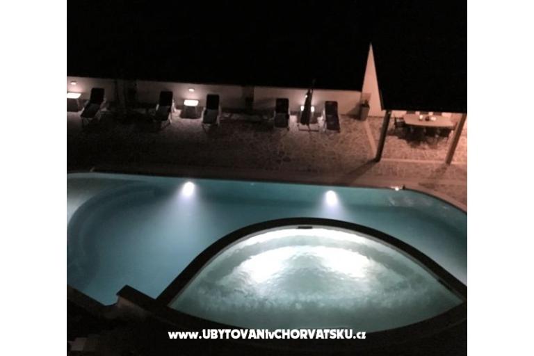 Appartamenti con piscina Štinjan – foto 13