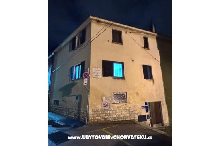 Flowers Appartamenti Pula – foto 23