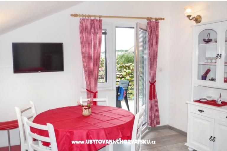 Appartamenti Nives – foto 11