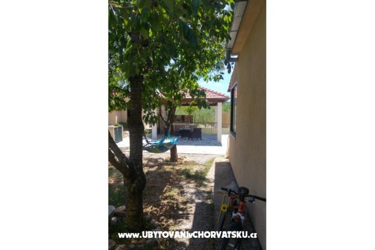 Countryside house con piscina – foto 11