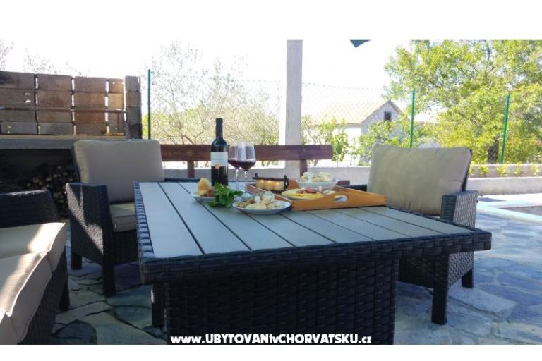 Countryside house con piscina – foto 15