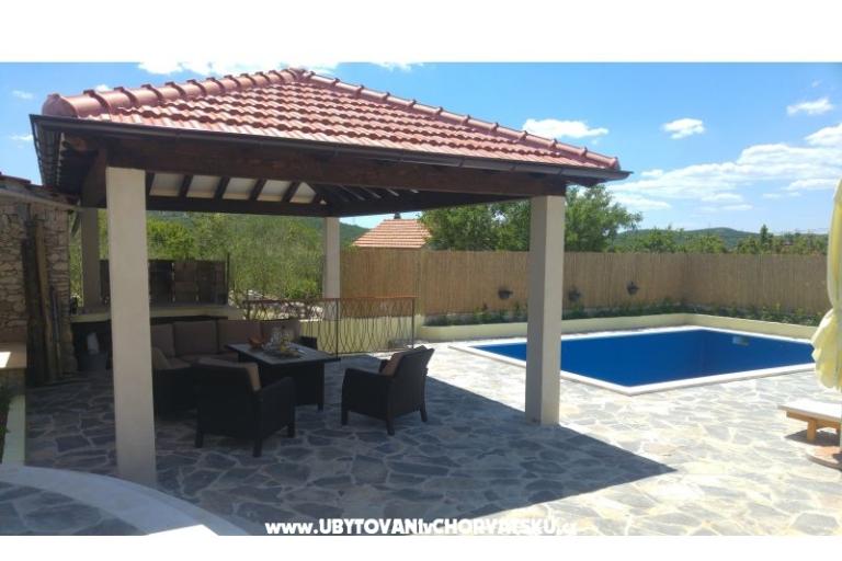 Countryside house con piscina – foto 5