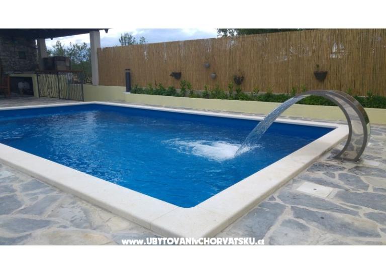 Countryside house con piscina – foto 9