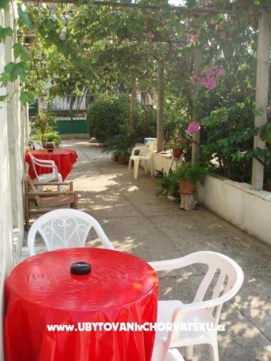 Appartamentoy pokoje Urlić – foto 10
