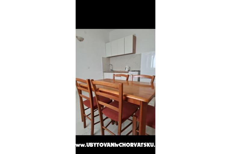 Appartamenti Kamelia – foto 7