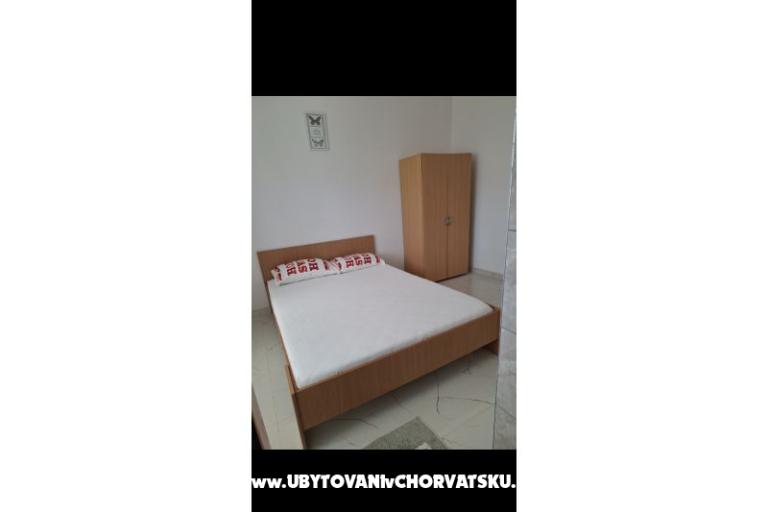 Appartamenti Kamelia – foto 8
