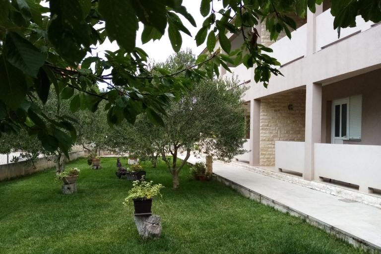 Appartamenti Lara – foto 2