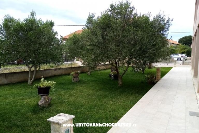Appartamenti Lara – foto 4