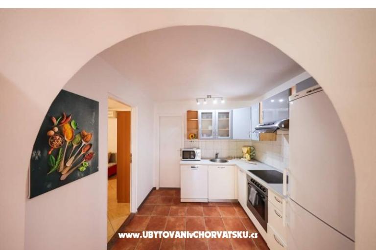 Appartamento ANAI with private  pool – foto 10