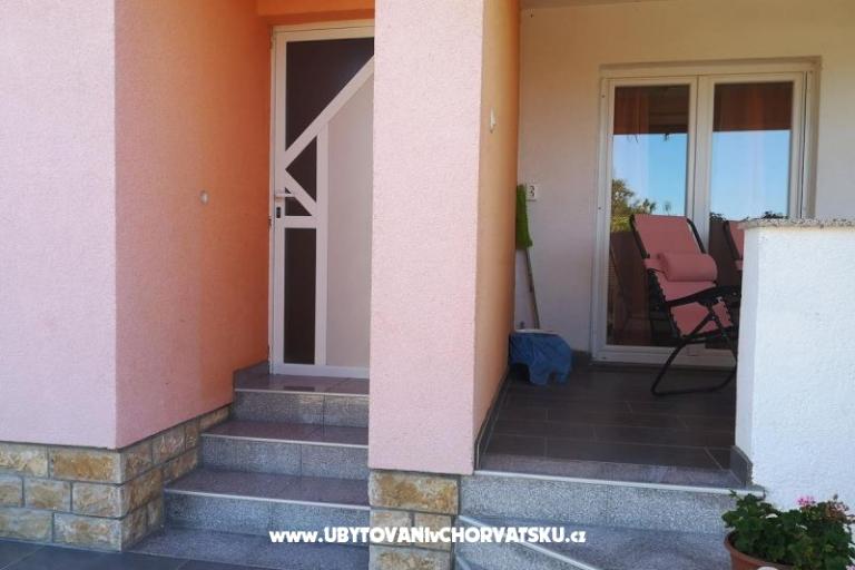 Appartamento ANAI with private  pool – foto 12