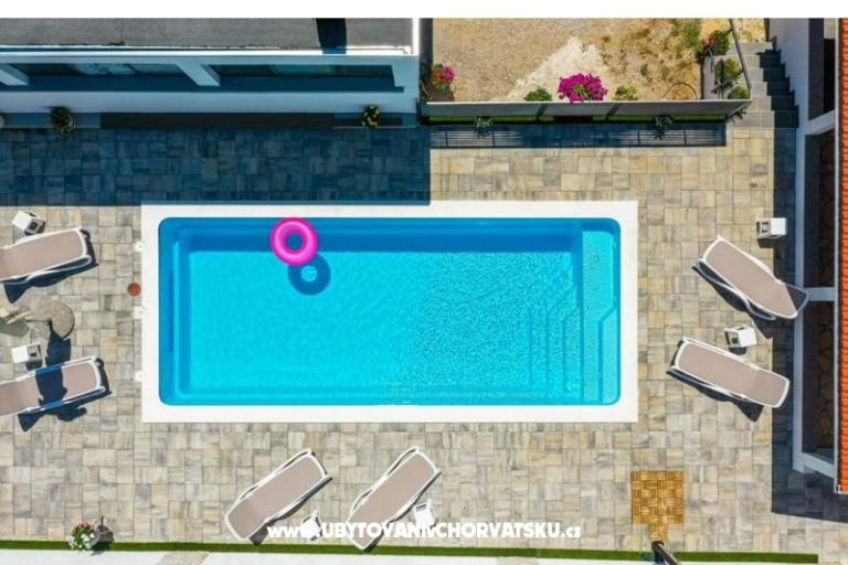 Appartamento ANAI with private  pool – foto 17