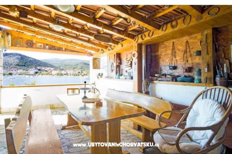 Appartamento Zoranka sulla spiaggia – foto 16