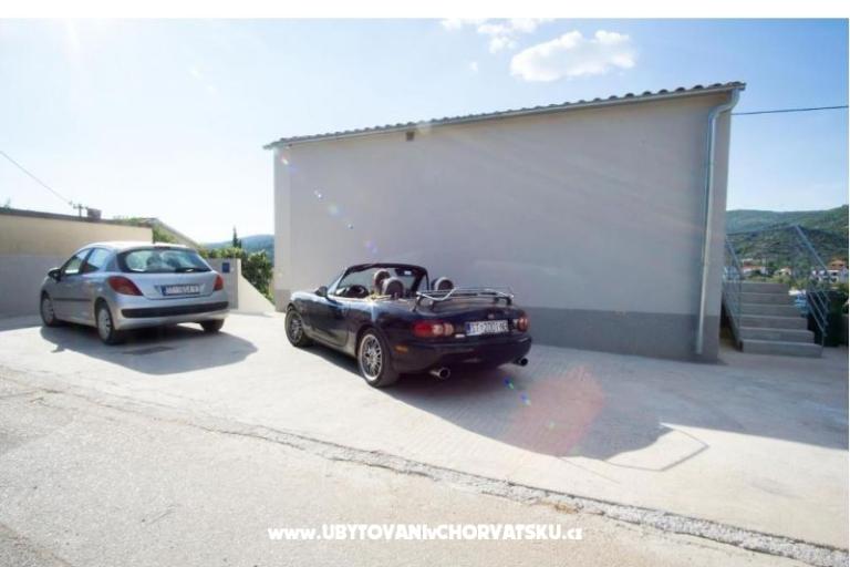 Appartamento Zoranka sulla spiaggia – foto 18