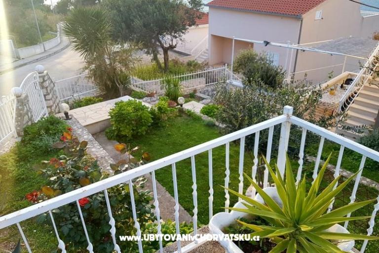 Appartamento familiare Okrug Donji – foto 9