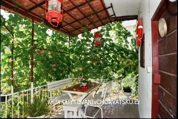 Appartamenti Camere Vikeli – foto 3