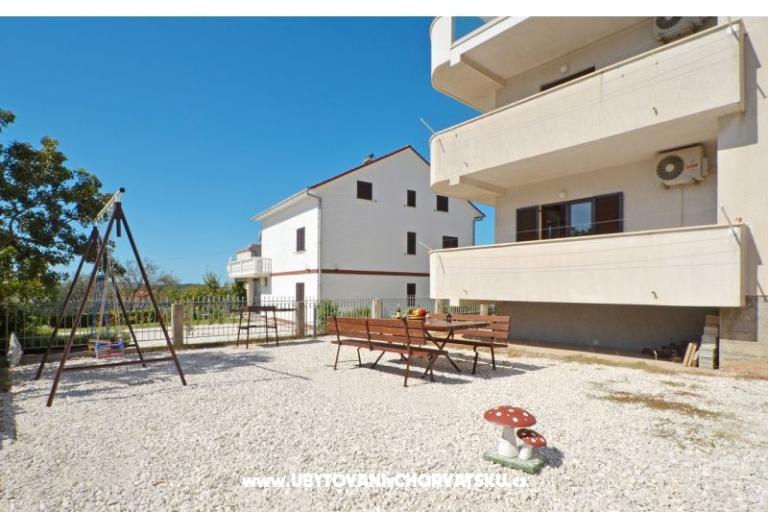 Appartamenti Damir – foto 17