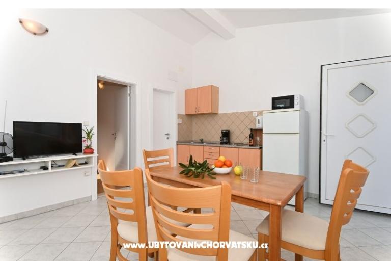 Arbanija Appartamenti – foto 9