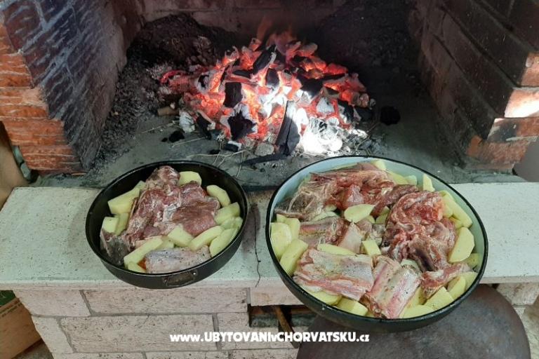 Appartamenti Marinovi dvori – foto 12