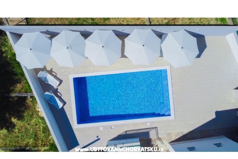 Appartamenti Milović 30 m od more – foto 7