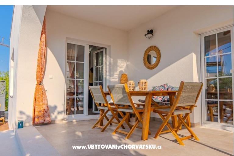 The Three Flowers Pool Casa – foto 11