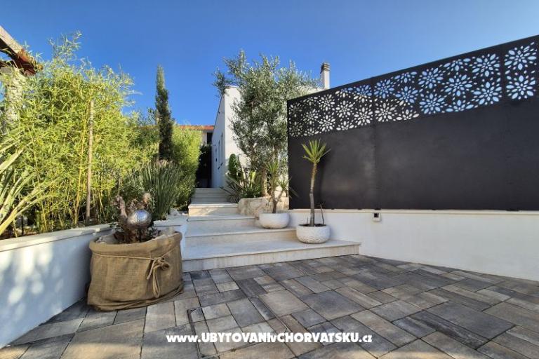 The Three Flowers Pool Casa – foto 8