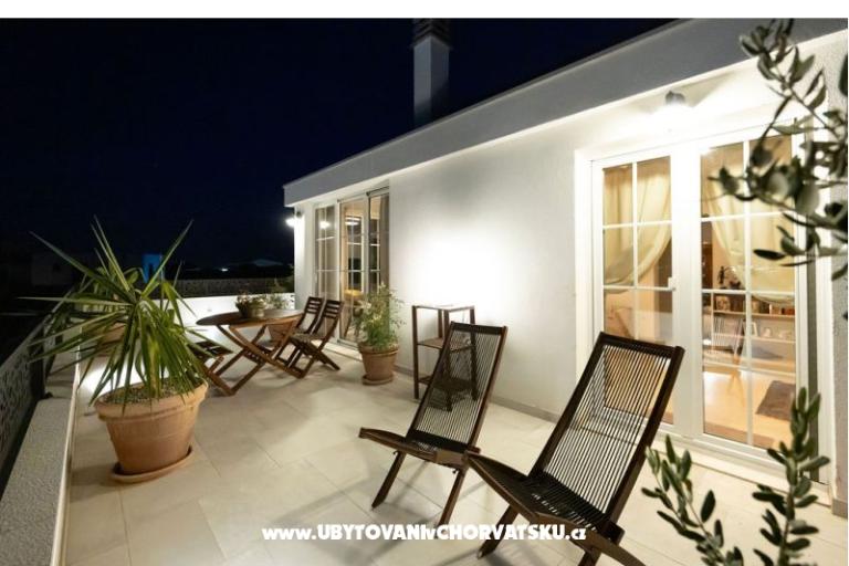 The Three Flowers Pool Casa – foto 92